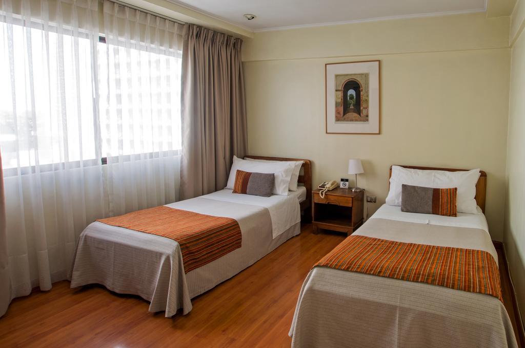 Hotel Dacarlo Santiago Ngoại thất bức ảnh