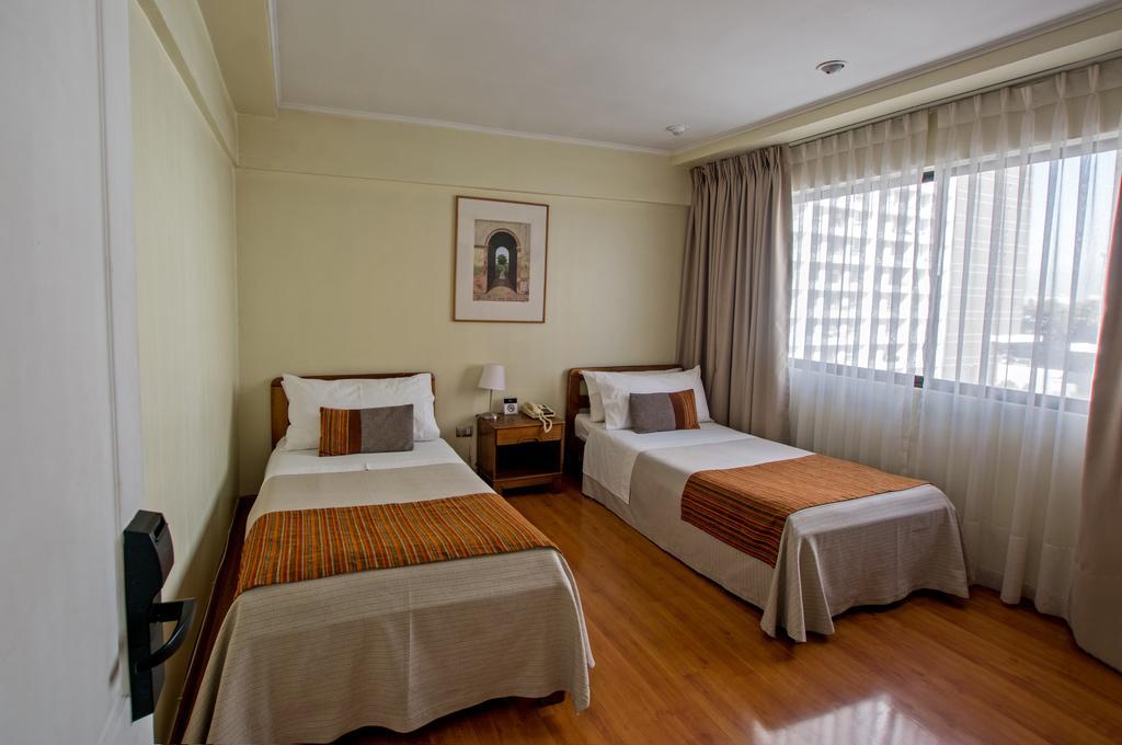 Hotel Dacarlo Santiago Ngoại thất bức ảnh